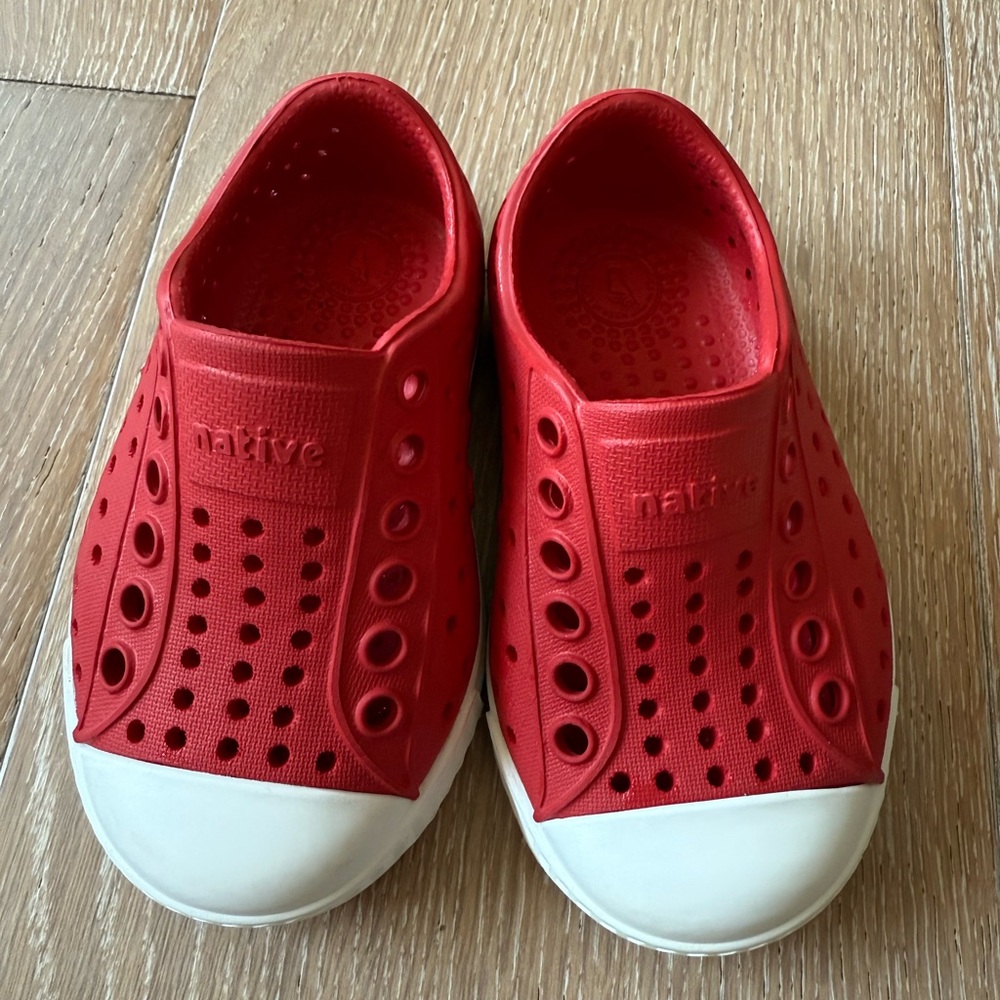 Native C4 Kids Shoes - Red and White